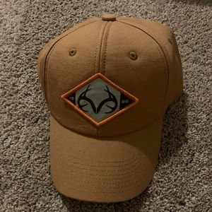 NWT REALTREE Hat!